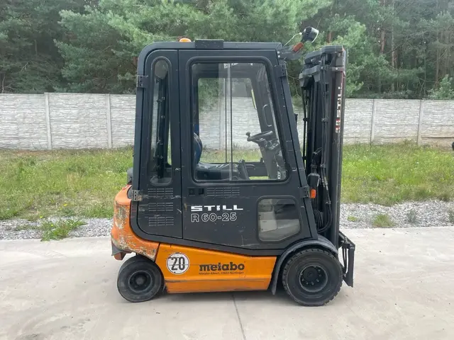 Still R60-25 /batt 2013 — Elektriniai šakiniai krautuvai — naudotas parduodama | 123Machinery