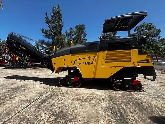 BOMAG BM 1000-35 35-2 — Дорожные фрезы | 123Machinery