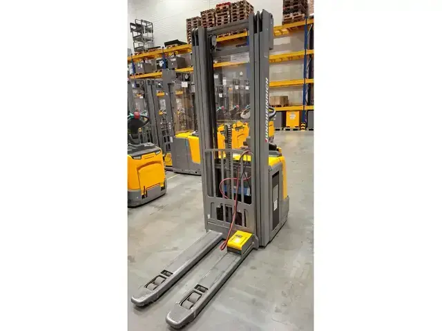 Jungheinrich ERC 214z 5.3m/ initial — Штабелёры | 123Machinery
