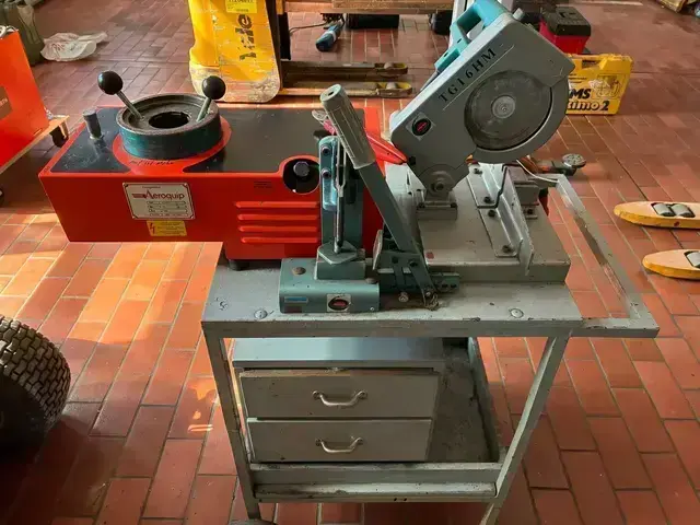 Aeroquip GT 9045 Schlauchpresse mit Zubehör — Hidrauliniai presai — naudotas parduodama | 123Machinery