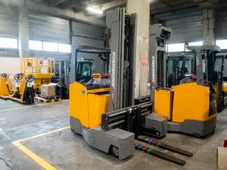 Jungheinrich ETV-Q 25 lion/ 6.8m — Foto 1