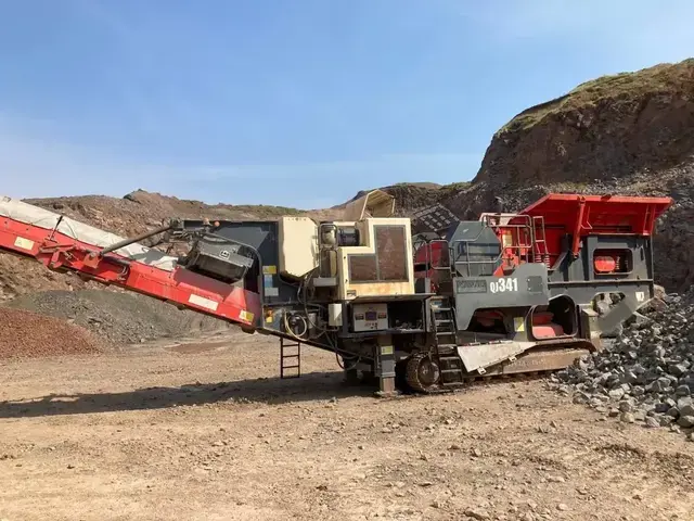 Sandvik QJ341 — Trupinimo įranga — naudotas parduodama | 123Machinery