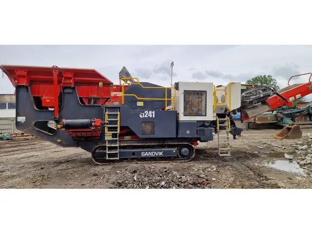 Sandvik QJ241 — Trupinimo įranga — naudotas parduodama | 123Machinery