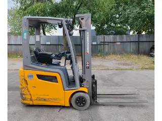 Jungheinrich EFG 213 Li-ion — Foto 3