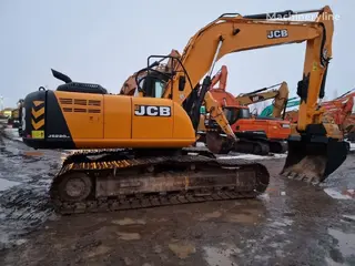 JCB 320 JS220LC — Foto 4