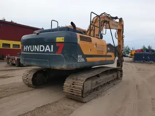 Hyundai 320 HX220L — Foto 6