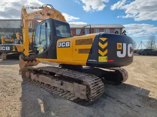 JCB 320 JS200LC — Foto 4