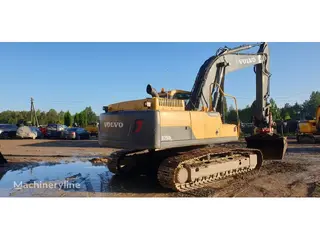 Volvo 320 EC250D L — Foto 5