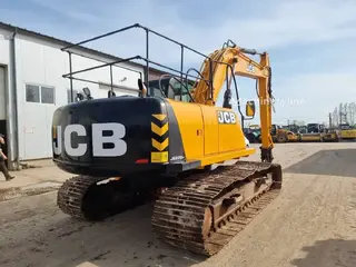 JCB 349 JS220LC — Foto 8