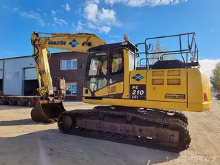 Komatsu 349 PC210LCi-10 — Foto 3