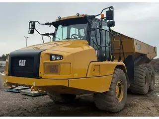 Cat 730 — Foto 3
