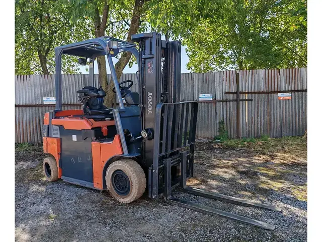 Toyota 7FBMF25 / batt 2022 unused — Электрические погрузчики | 123Machinery