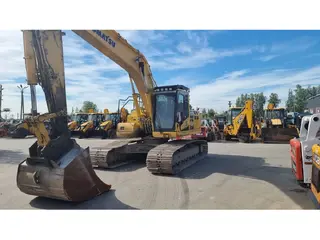 Komatsu 349 PC240LC — Foto 7