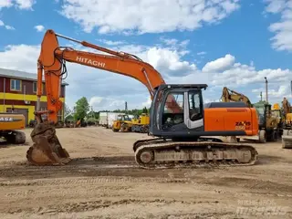 Hitachi 315 ZAXIS 250LC — Foto 10