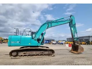 Kobelco 315 SK210LC — Foto 5