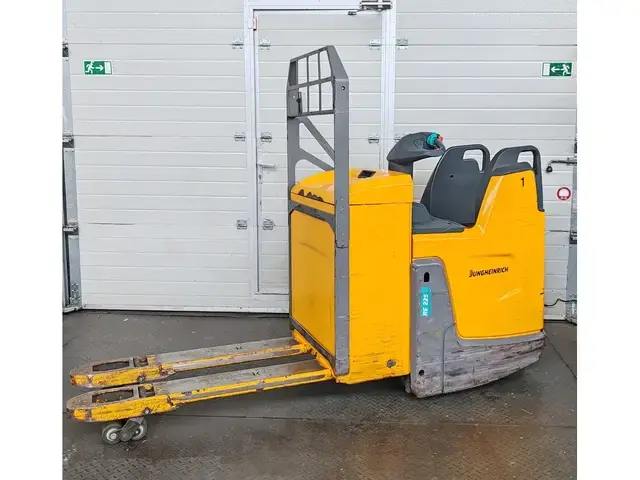 Jungheinrich ERE 225 2.5t/ 2021y/ 4431h — Электрические тележки | 123Machinery