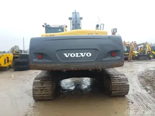 Volvo 315 EC240B LC — Foto 5