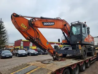Doosan 315 DX210W — Ratiniai ekskavatoriai — naudotas parduodama | 123Machinery