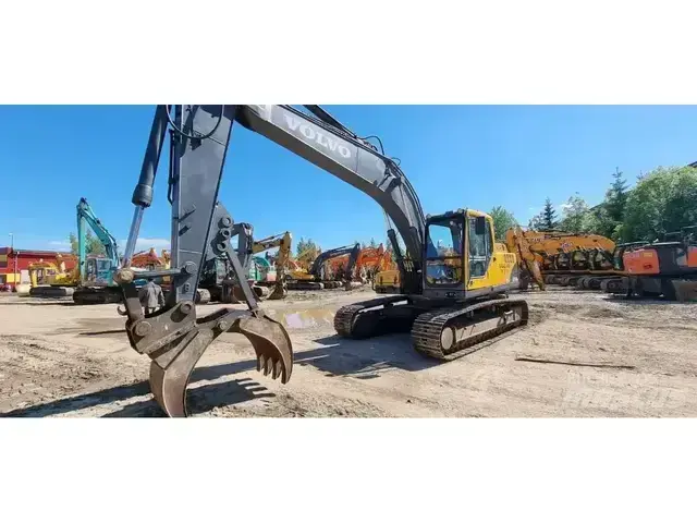 Volvo 315 EC210B LC — Гусеничные экскаваторы | 123Machinery
