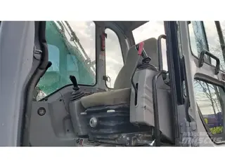 Kobelco 315 SK330LC-6E — Foto 8