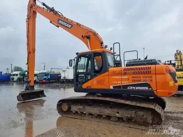 Doosan 315 DX225LC Long Reach — Ilgos strėlės ekskavatoriai — naudotas parduodama | 123Machinery