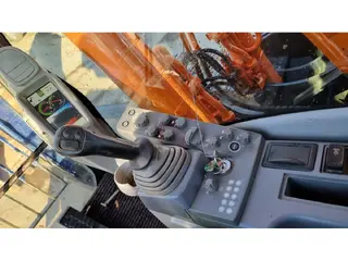 Hitachi 315 ZAXIS 210LC — Foto 6