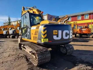 JCB 315 JS130 LC — Foto 6