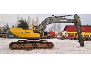 Volvo 315 EC240LC — Foto 6