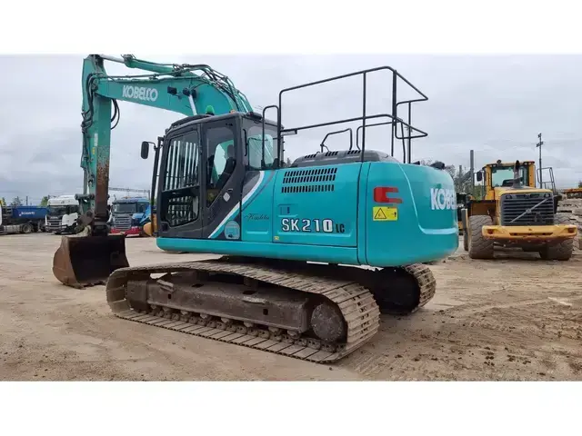 Kobelco 315 SK210LC — Гусеничные экскаваторы | 123Machinery