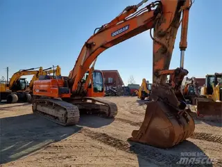 Doosan 315 DX420LC — Гусеничные экскаваторы — б/у купить | 123Machinery