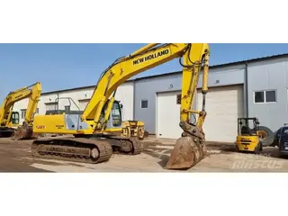 New Holland E385 — Foto 4