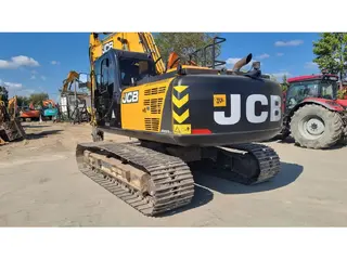 JCB JS220LC+