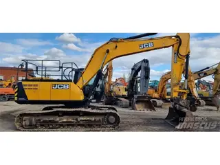 JCB JS220LC Plus — Foto 6