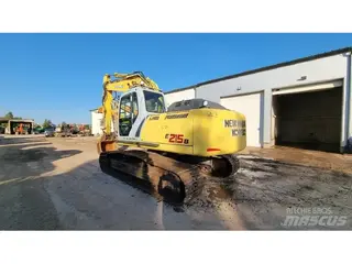 New Holland E215B — Foto 2