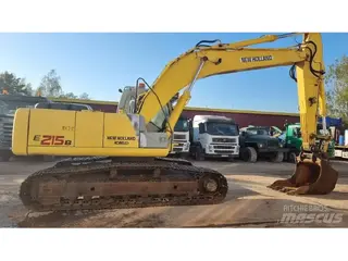 New Holland E215B — Foto 8