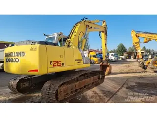 New Holland E215B — Foto 9