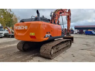 Hitachi ZAXIS 210LC — Foto 4