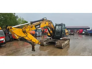 JCB JS220 — Гусеничные экскаваторы — б/у купить | 123Machinery
