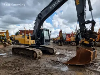 Volvo 1304 EC220D L — Vikšriniai ekskavatoriai — naudotas parduodama | 123Machinery